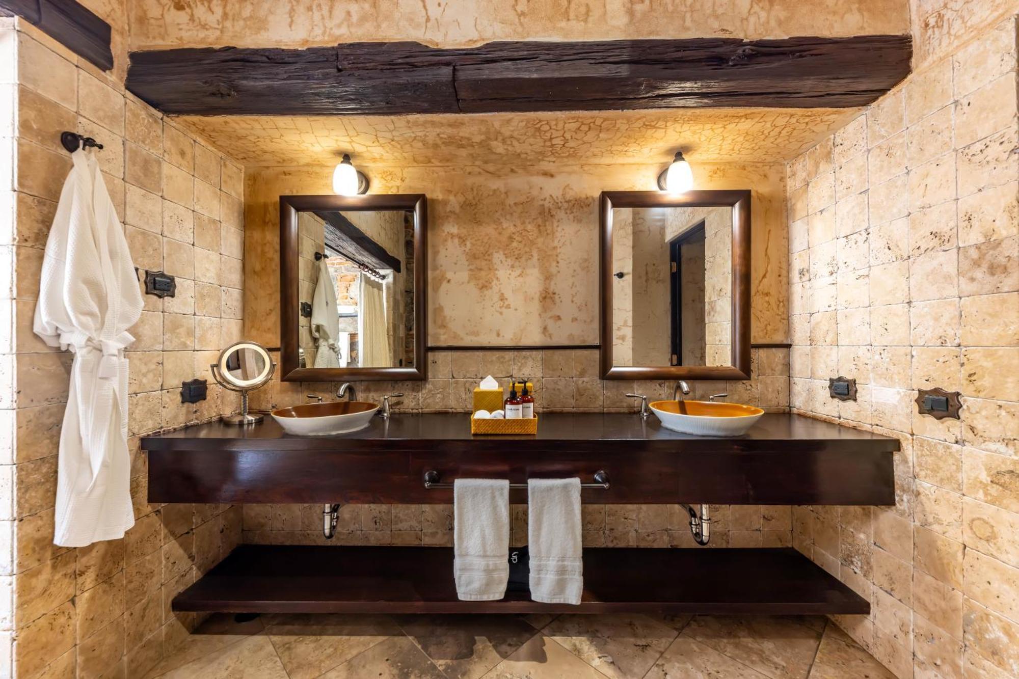 El Convento Boutique Hotel Antigua Luaran gambar